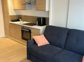 Independent air-conditioned studio with Pool