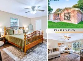 Cozy 4BR Family Home near Sylvan Beach & Wave Pool