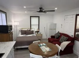 Newly Renovated Cozy Apartment Near Niagara Falls