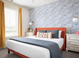 HAPPY Trails 219 2BD Condo Downtown Wineries Beaches