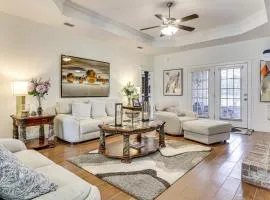Screened-In Patio & Trampoline: Creola Getaway!