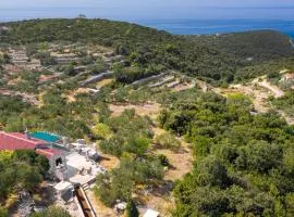 Secluded house with a parking space Cove Rasohatica, Korcula - 16651