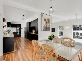 Stylish Riverside Living in the City Centre