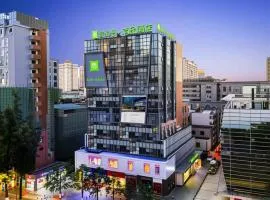宜必思尚品昆明南屏步行街酒店