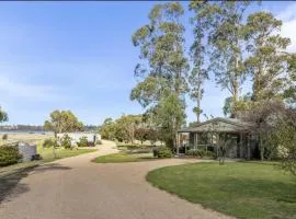 Lawsons Retreat