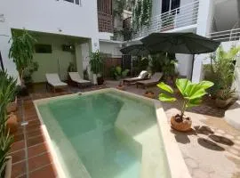 Sicarú, La Punta - Puerto Escondido