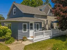Historic Door County Farmhouse Fireplace & Quiet