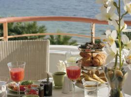 Over Sea Rooms & Villas, hotel near Agiou Nikolaou Beach, Loutra Edipsou
