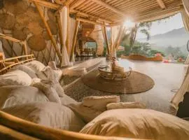 Bamboo amazing villa sidemen