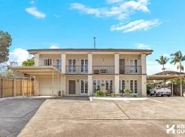 KozyGuru | Thornleigh | Charming Two-Bed Townhouse
