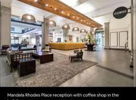 Cape Town CBD Haven Chic 2-Bedroom Apartment