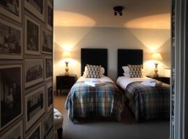 The King's Head, pet-friendly hotel in Holt