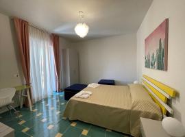 Hotel Del Sole, hotelli kohteessa Santa Maria del Cedro