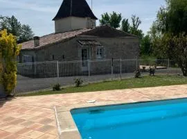 Gite de charme avec piscine au calme 6 pers