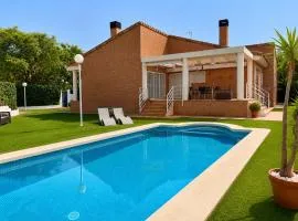 Villa La Perla - Pool, Garden & Barbecue - AC