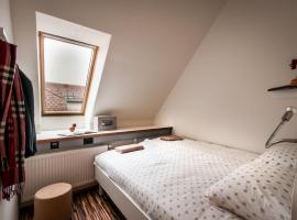 CUBE central rooms for 2, hotell i Ljubljana