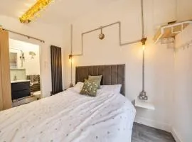 Grace Cottage Glamping , No3 Mitford St