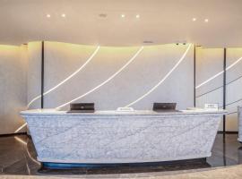 Crowne Plaza Dhaka Airport by IHG, готель у місті Дакка