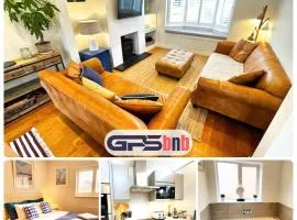 Aldrich Villa, 5-Bed Luxury House, Oxford, Parking, Garden