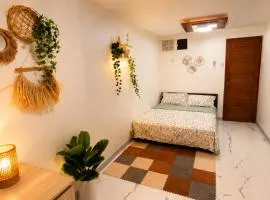 Affordable Cozy Staycation Near SM Clark & Clark Airport