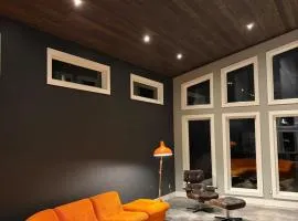 McCracken's Mid Century Modern Luxury Cottage