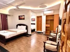 AAKAS Hotel & Restaurant
