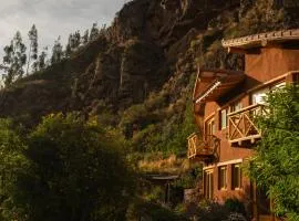 Munay Sonqo Retreat & Yoga Center