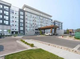 Sandman Signature Winnipeg Airport Hotel & Suites