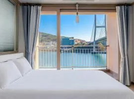 Yeosu Turtleship Pension