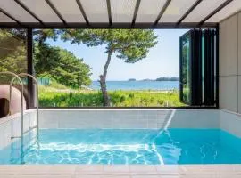 Taean Badameong Pet Pool Villa