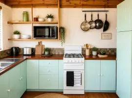 Rosemary Cottage - short walk to Gannet Beach