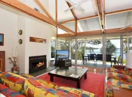 Lake Macquaries' Edgewater Lakehouse at Morisset Memories