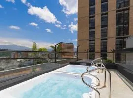 Metropolitan Living by HOUSY