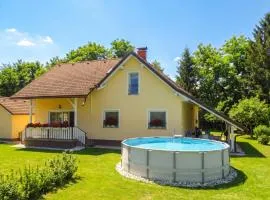 Villa Cujez With Sauna And Pool - Happy Rentals