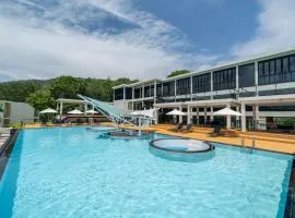 Modern Studio with Rooftop Pools - Walk to Karon Beach UTKR 205