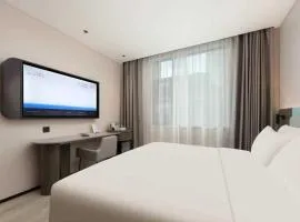 Atour Light Hotel Wuhan Hankou Railway Station Tangjiadun Subway Station