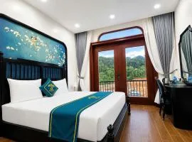 Son tinh hotel