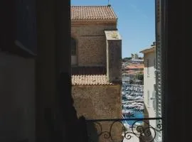 BLEU duplex with sea view