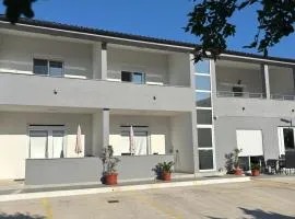 Adla Apartmani