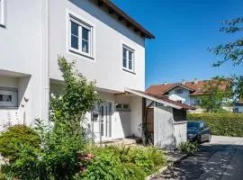 Charmantes Haus mit eigenem Garten