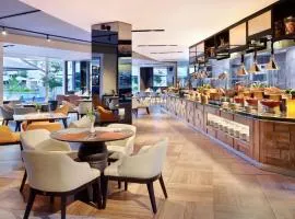 Grand Mercure Bali Seminyak