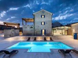 Sarini dvori by Villas Guide
