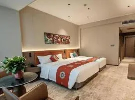 Dunhuang Grand Soluxe Hotel
