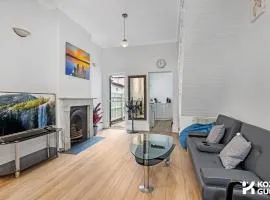 KozyGuru | Surry Hills | Classic Terraced House