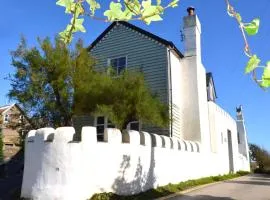 Bantham House Bantham Beach South Devon, sleeps 10