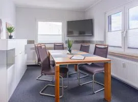 Zeppelin Apartment- 6 Personen- 4 Schlafzimmer- Parkplatz- WLAN- Waschmaschine