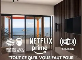 Le Panorama Private rooftop and sea view