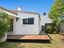 À 800 m de la mer, jolie maison avec jardin pour 7