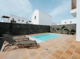 Villa Jameo by CasasBlancas