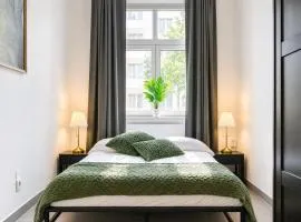 Affordable Stylish Studio Easy City Access